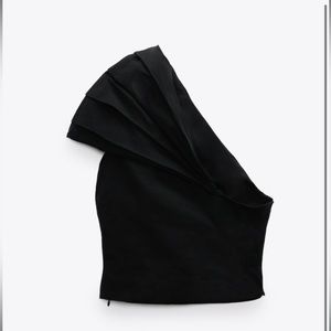 Beautiful classy top from zara